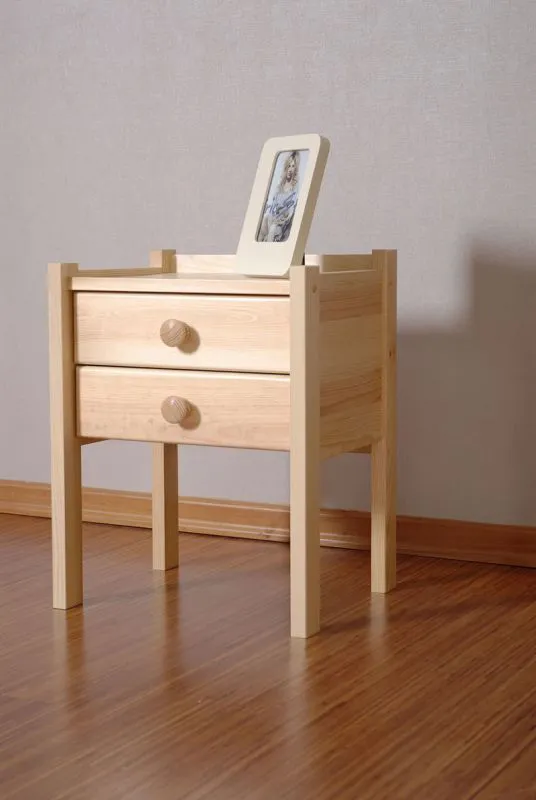 Kiefer Nachttisch