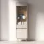 Vitrine Humboldt 02 | 2 Türen | Farbe: Eiche Cremona / Kaschmir | Beine: Metall | Maße: 55 x 40 x 193 cm | Soft-Close Funktion