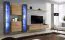 Wohnwand mit zwei Hängeschränke Balestrand 256, Farbe: Grau / Eiche Wotan - Abmessungen: 180 x 330 x 40 cm (H x B x T), mit LED-Beleuchtung