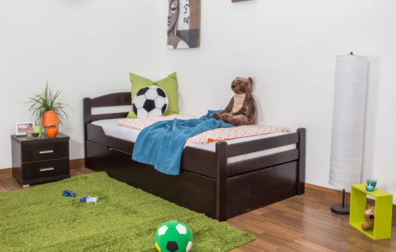 Kinderbett / Jugendbett "Easy Premium Line" K1/2h inkl. 2. Liegeplatz und 2 Abdeckblenden, 90 x 200 cm Buche Vollholz massiv schokobraun lackiert