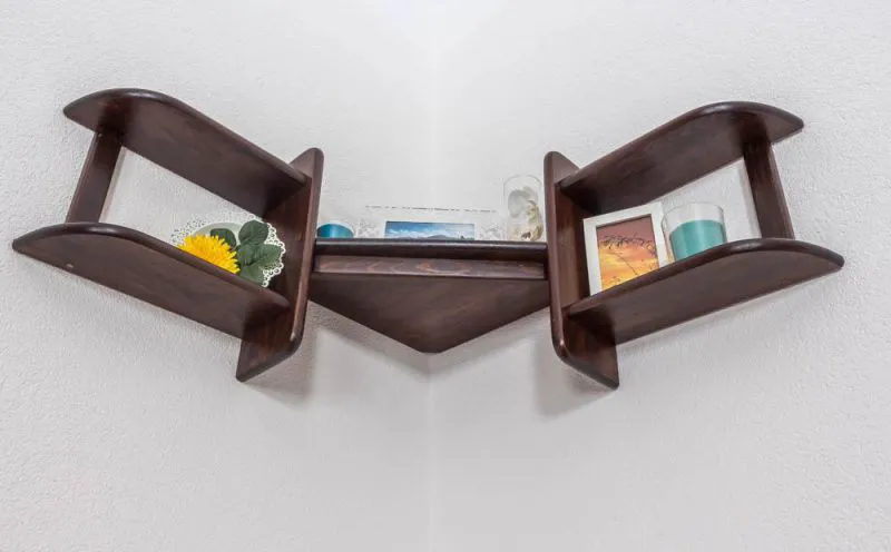 Bücherregal - 75 cm breit, Kiefer Holz-Massiv, Farbe: Nuss Abbildung