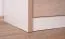 Schrank Cerdanyola 06, Farbe: Eiche / Weiß - Abmessungen: 216 x 53 x 46 cm (H x B x T)