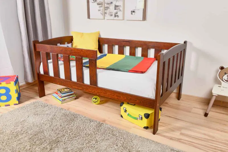 Kinderbett / Juniorbett Kiefer massiv Vollholz Nussfarben 96, inkl. Lattenrost - 90 x 160 cm (B x L)