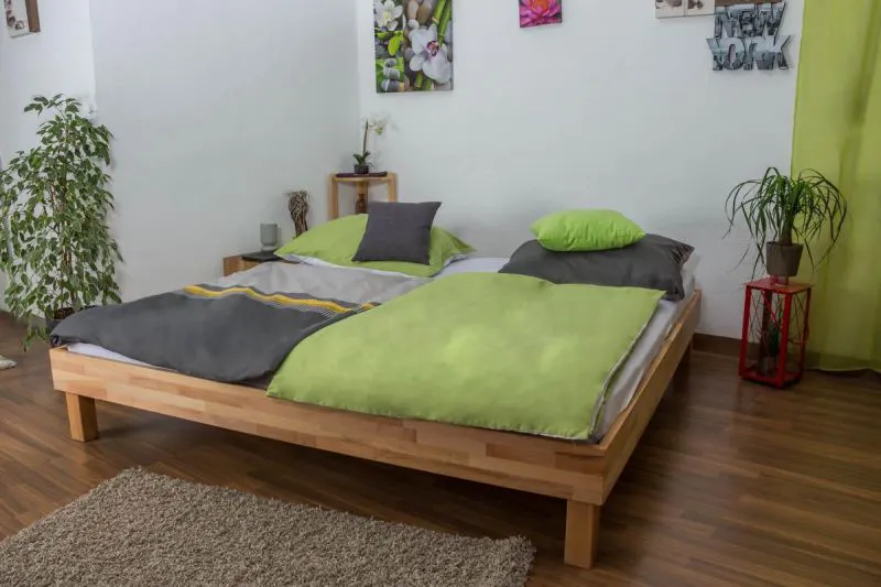 Bett Kernbuche massiv 200 x 200 cm geölt Abbildung