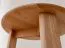 Stabiler Couchtisch Verzee 01, aus massiven Eichenholz, geölte Oberfläche, Maße: 44 x 51 x 51 cm, drei Standbeine, minimalistisch und stilvoll