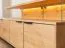 TV-Unterschrank, Hängeschrank Rania 04 für TV, 52 x 200 x 39 cm, aus geöltem Massivholz, in Eiche Natur, inkl. LED-Beleuchtung