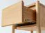 Beistellkommode | hoher Beistelltisch | Massivholz | 1 Schublade | Soft Close System | Eichenholz geölt | 1 Ablagefach | Farbe: Eiche | 33 x 33 x 90 cm | Seille 14 | gefräster Griff